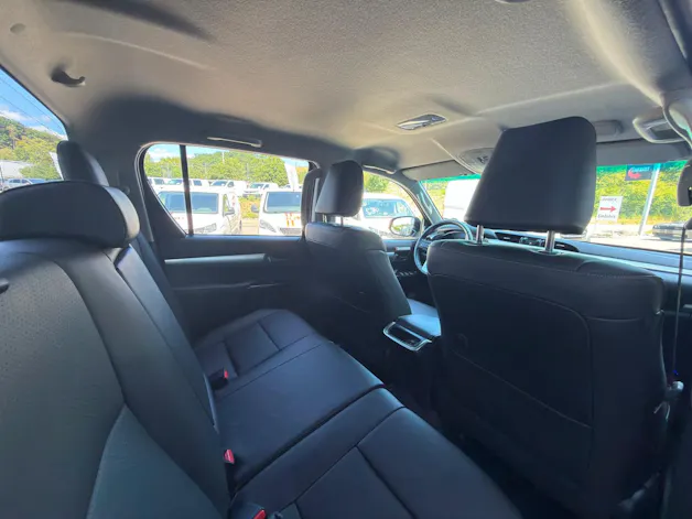 Toyota Hilux 2.8D-4D MHEV Executive Double Cab 4x4 A