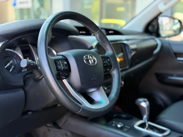 Toyota Hilux 2.8D-4D MHEV Executive Double Cab 4x4 A