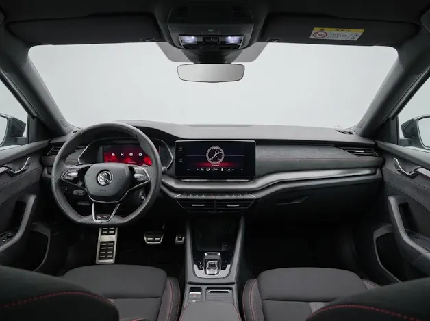SKODA Octavia Combi 2.0 TSI DSG RS