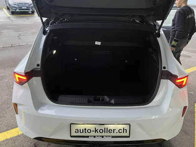 OPEL Astra 1.6 T PHEV 180 Swiss Plus