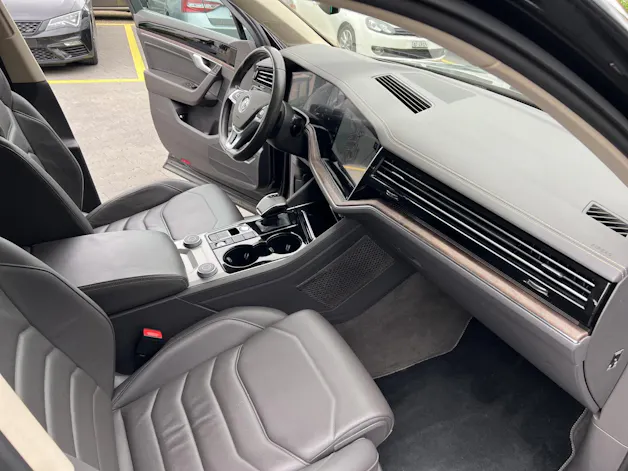 VW Touareg 3.0 TDI Atmosphere Tiptronic