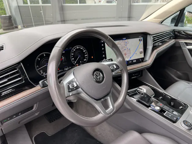 VW Touareg 3.0 TDI Atmosphere Tiptronic