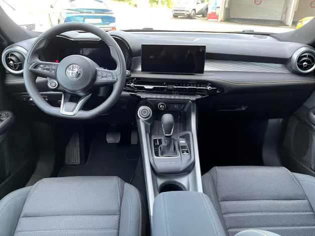 ALFA ROMEO Tonale 1.3 Plug-in-Hybrid Q4 Ti Pack Sky