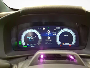 https://vehicle.imgix.net/4488888/118605e0-d5b4-438e-8595-92a2bf943258.jpg