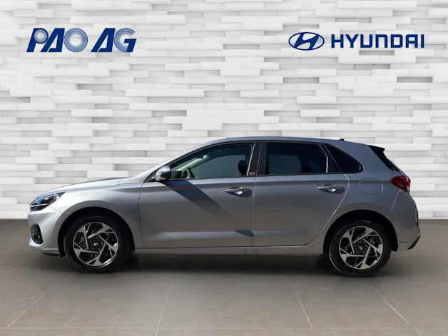 HYUNDAI i30 1.6 T-GDi Amplia