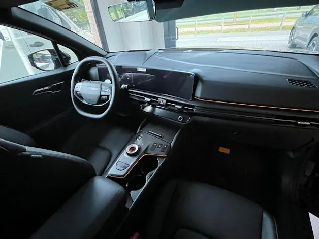 Kia Sportage 1.6 T-GDi Hybrid Black Edition
