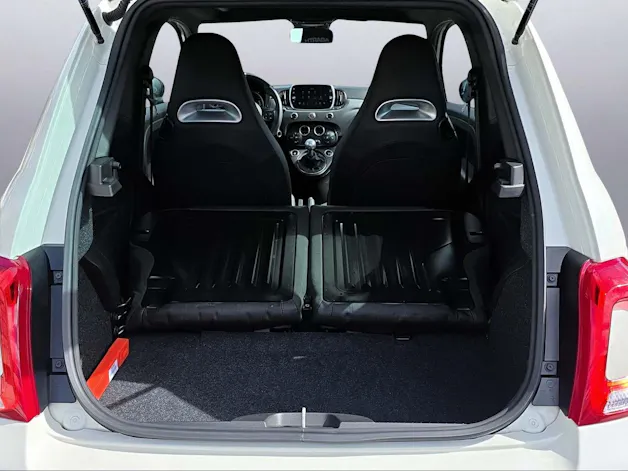 FIAT 595 Abarth 1.4 T-Jet 165 Turismo