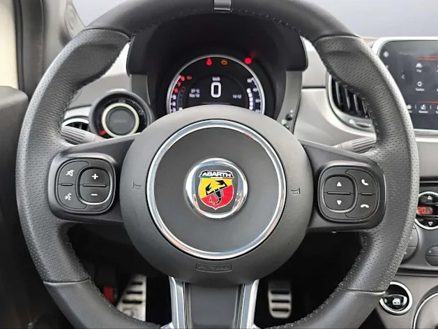 FIAT 595 Abarth 1.4 T-Jet 165 Turismo