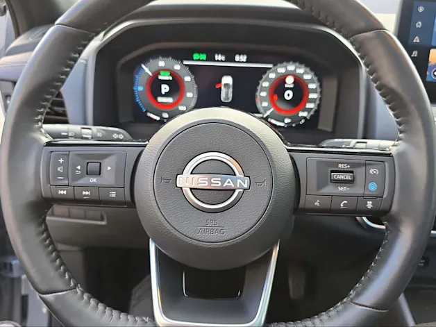 NISSAN Qashqai 1.5 VC-T Tekna