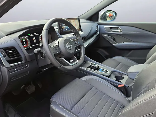NISSAN Qashqai 1.5 VC-T Tekna
