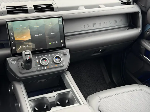 Land Rover Defender 110 3.0 D I6 350 X-Dynamic HSE