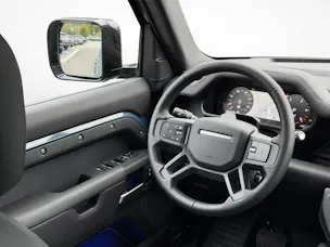 Land Rover Defender 110 3.0 D I6 350 X-Dynamic HSE