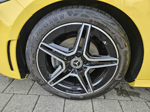 MERCEDES-BENZ A 200 4Matic AMG Line