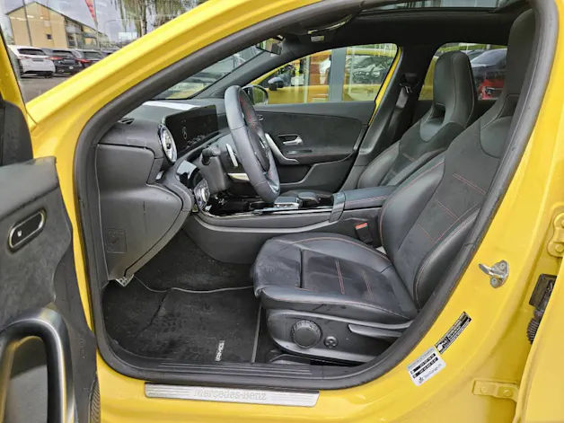 MERCEDES-BENZ A 200 4Matic AMG Line