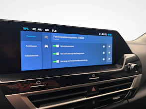 https://vehicle.imgix.net/4489039/fd0fdcbc-23c9-4432-bac4-a0826d5cd847.jpg
