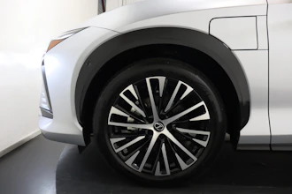 https://vehicle.imgix.net/4489059/4c794b24-d0be-4b74-bcbd-cf9d52504876.JPG