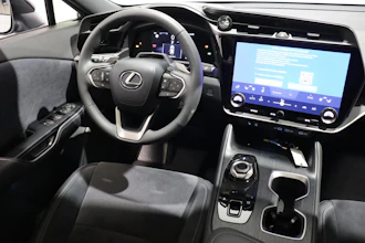 https://vehicle.imgix.net/4489059/4cecee2f-35b6-484f-8080-fb0b2b9269eb.JPG
