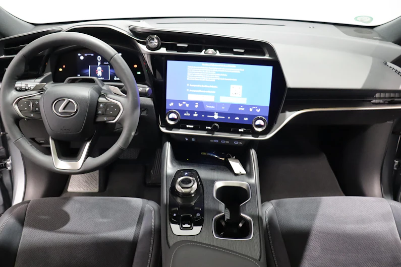 Fahrzeugbild LEXUS RZ