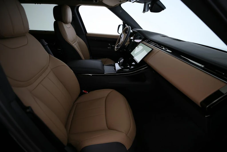 Fahrzeugbild LAND ROVER RANGE ROVER SPORT