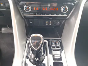 Mitsubishi Eclipse Cross 2.4 PHEV Invite 4x4