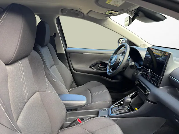 Toyota Yaris 1.5 VVT-i HSD Trend