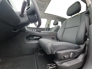 Leapmotor C10 EV AWD