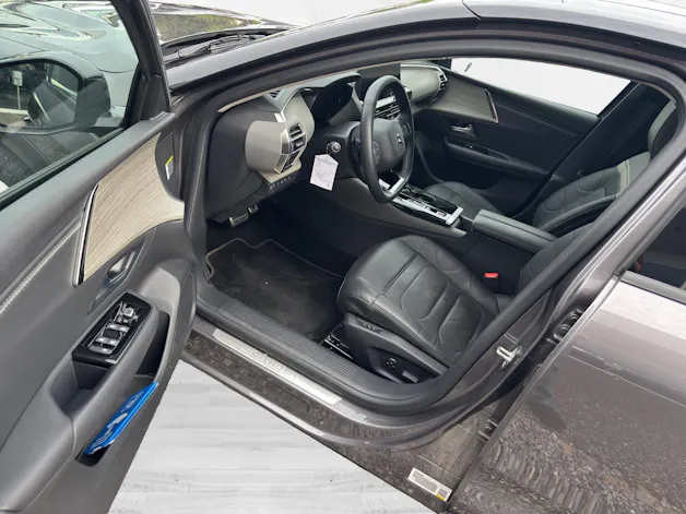 CITROEN C5 X 1.6 Plug-in Hybrid Shine