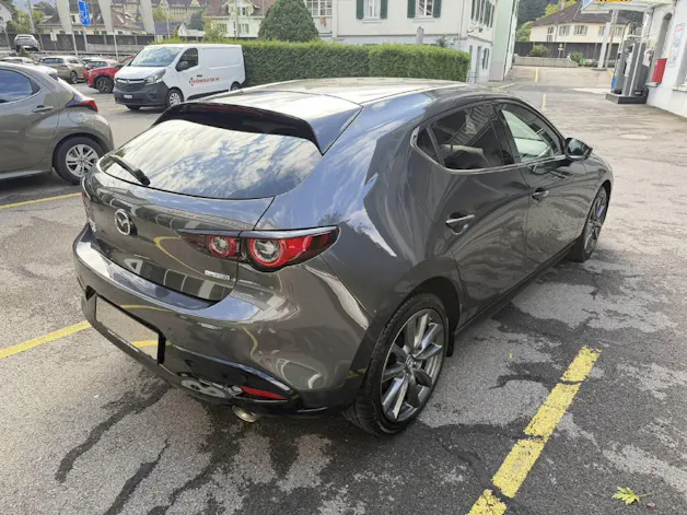 MAZDA 3 Hatchback 2.0 186 Revolution AWD