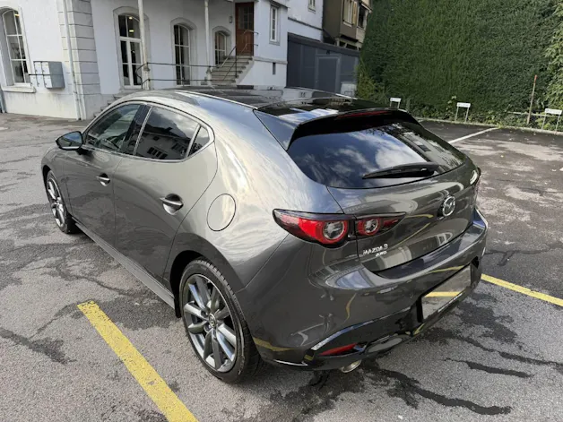 MAZDA 3 Hatchback 2.0 186 Revolution AWD