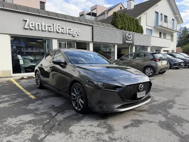 MAZDA 3 Hatchback 2.0 186 Revolution AWD
