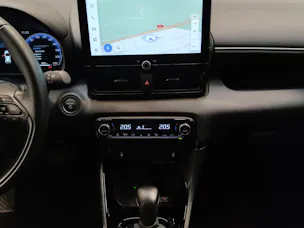 Toyota Yaris 1.5 VVT-i HSD Premium
