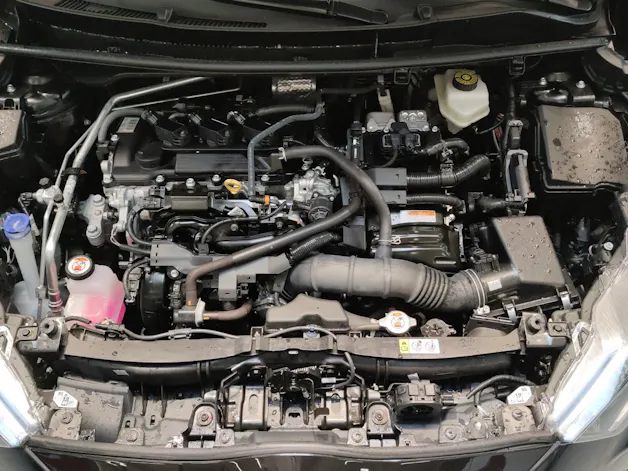 Toyota Yaris 1.5 VVT-i HSD Premium
