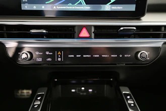 https://vehicle.imgix.net/4489309/9fae620b-87a9-4f4c-933a-1fe4aa3761e7.jpg