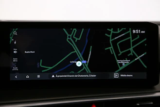 https://vehicle.imgix.net/4489309/aad7b956-d0a2-49bb-90a6-3a2ac58b9427.jpg