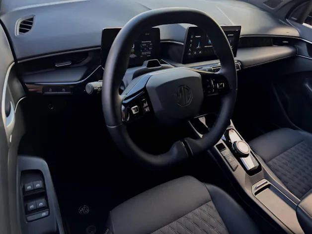 MG 3 1.5 Hybrid Luxury