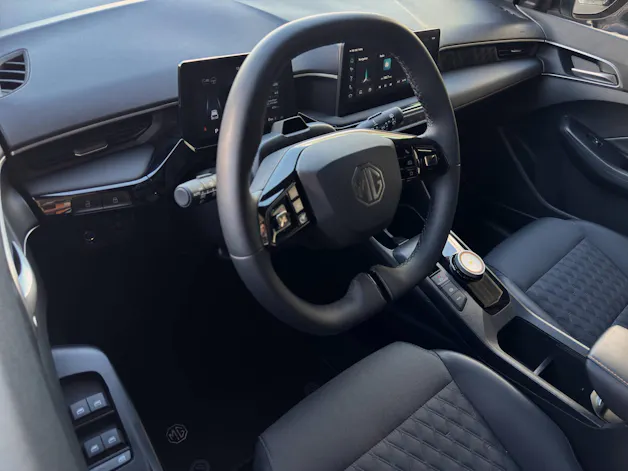 MG 3 1.5 Hybrid Luxury