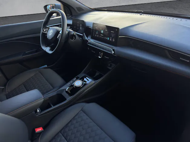 MG 3 1.5 Hybrid Luxury