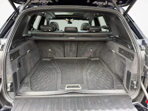 https://vehicle.imgix.net/4489357/8e2b7d07-00d1-4223-8a08-7eb4eadb2348.jpg