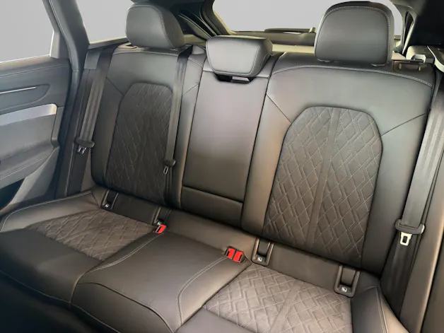 AUDI A6 Avant 2.0 TDI quattro S-Tronic