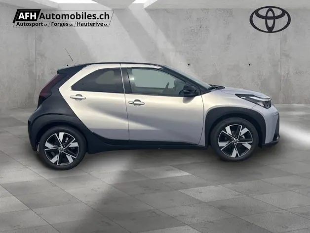 Toyota Aygo X 1.5 VVT-i HSD Trend