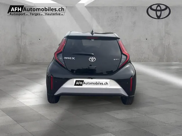 Toyota Aygo X 1.5 VVT-i HSD Trend