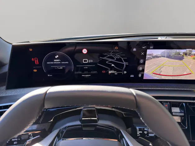 PEUGEOT 3008 1.2 Hybrid Business