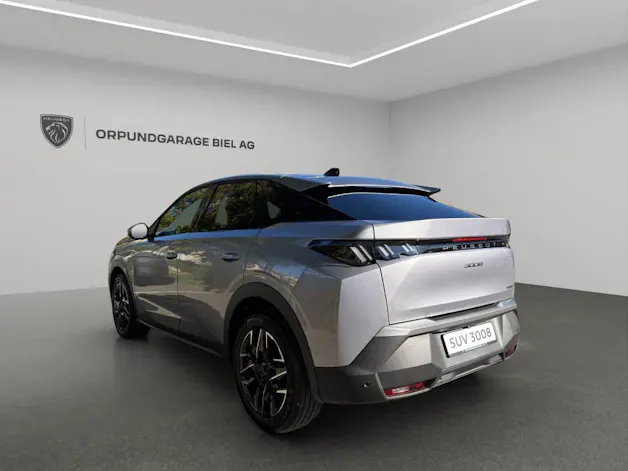 PEUGEOT 3008 1.2 Hybrid Business