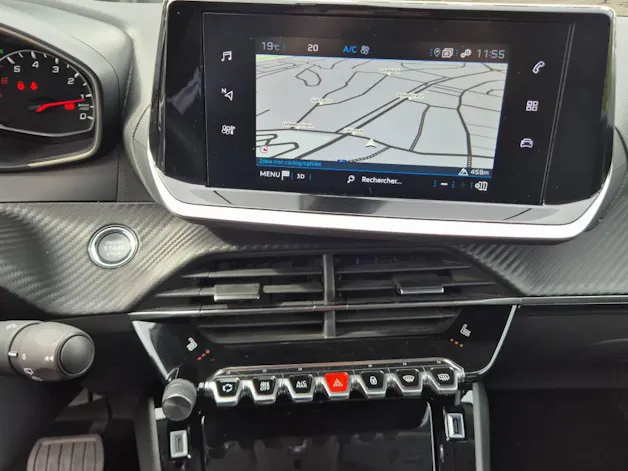 PEUGEOT 2008 1.2 PureTech 130 Allure