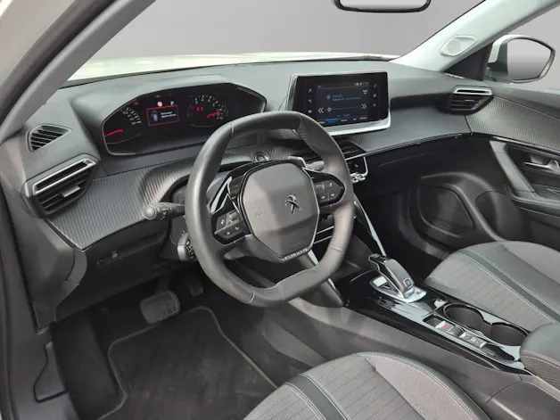 PEUGEOT 2008 1.2 PureTech 130 Allure