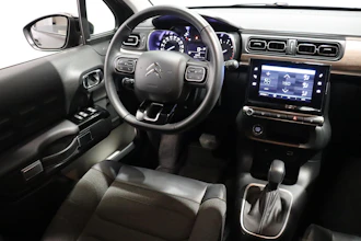 https://vehicle.imgix.net/4489546/ad1a0996-3a39-4145-b2d5-e43bd0c9bbaa.JPG