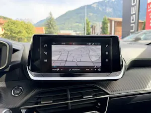 PEUGEOT 208 1.2 PureTech 100 GT
