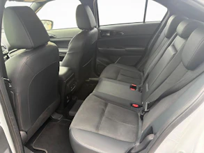https://vehicle.imgix.net/4489645/d81966a2-9c1a-41d2-a5b2-8bfe72462b7f.jpg