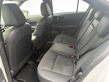 MITSUBISHI ECLIPSE CROSS 11
