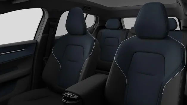 VOLVO EX30 CC P8 Ultra AWD